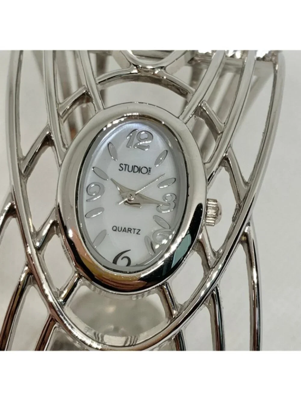 Studio women’s silver